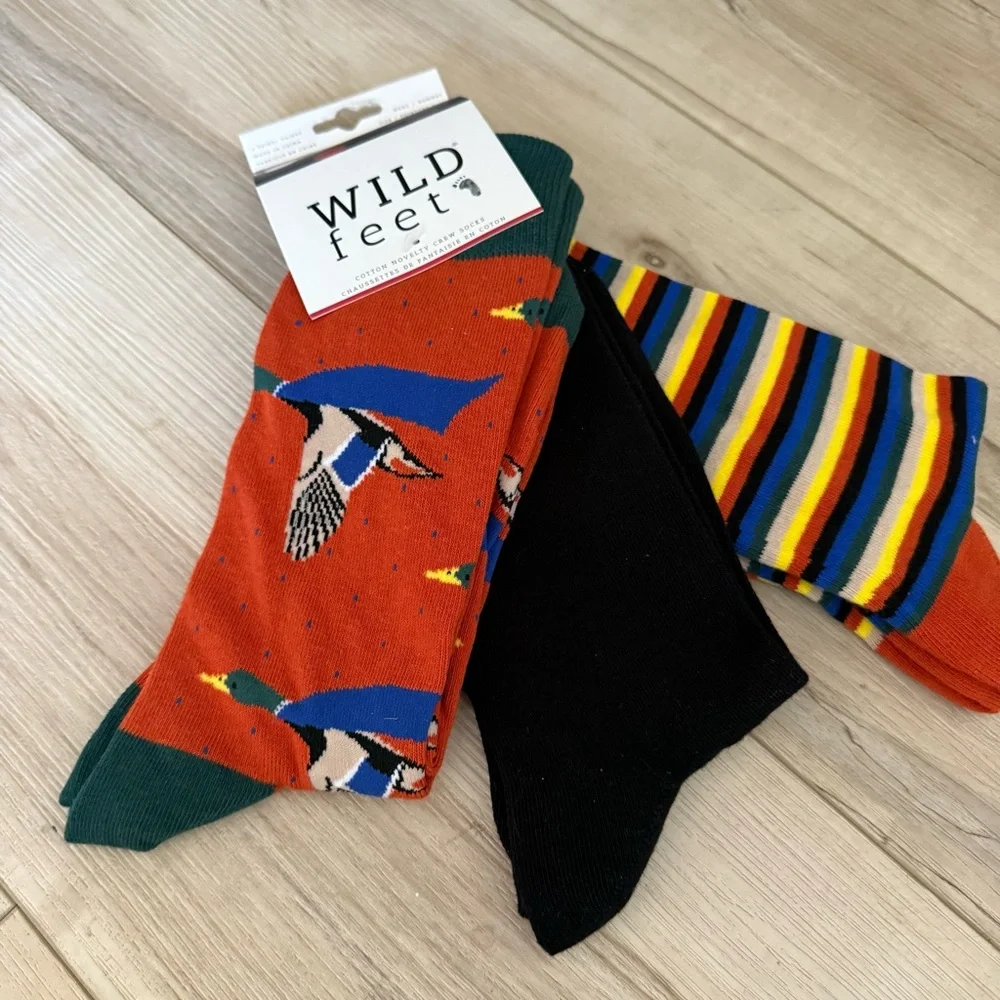 New Wild Feet Men’s flying ducks stripes Crew Socks - 3 Pairs NWT